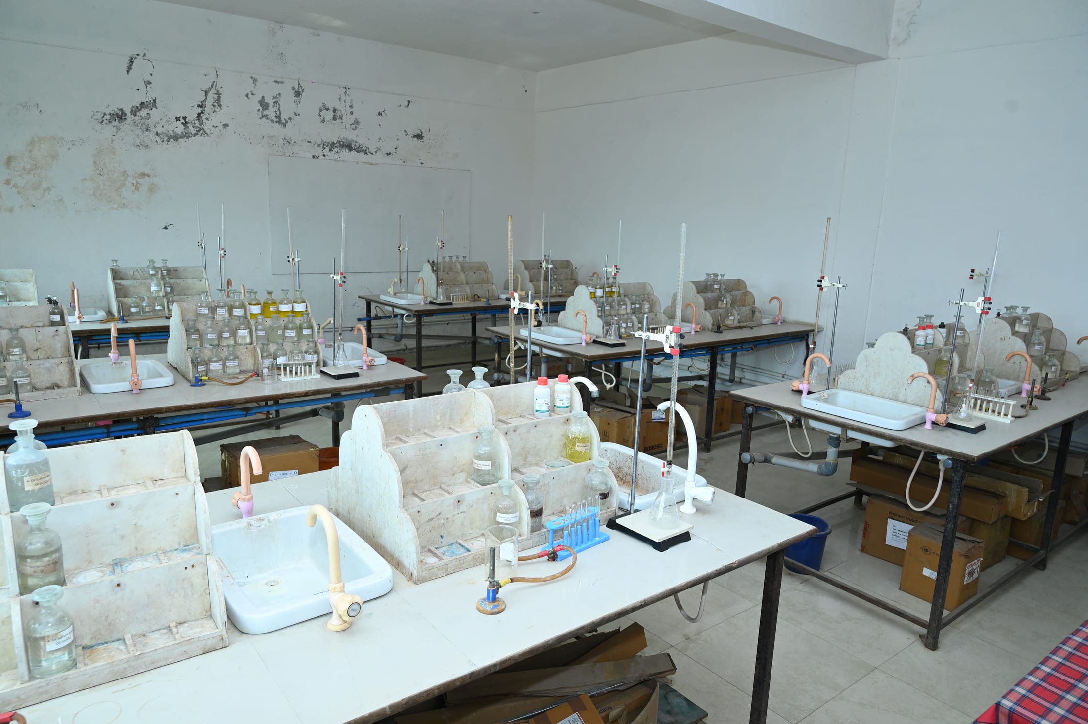Chemistry laboratory facilities